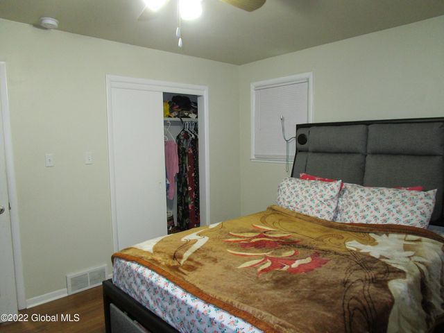 139 Western Pkwy, Schenectady, NY 12304