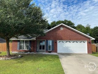 231 Augusta Way, Hinesville, GA 31313