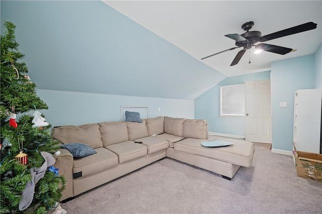 808 Tiverton PL, Chesapeake, VA 23320
