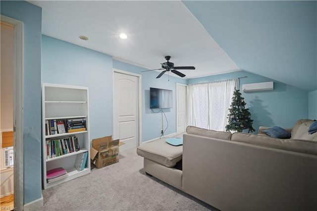 808 Tiverton PL, Chesapeake, VA 23320