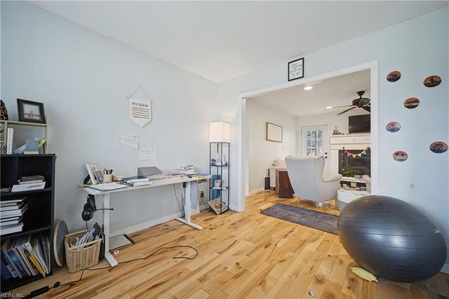 808 Tiverton PL, Chesapeake, VA 23320