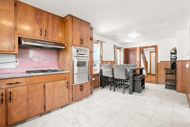 32 Villa Ave, Everett, MA 02149