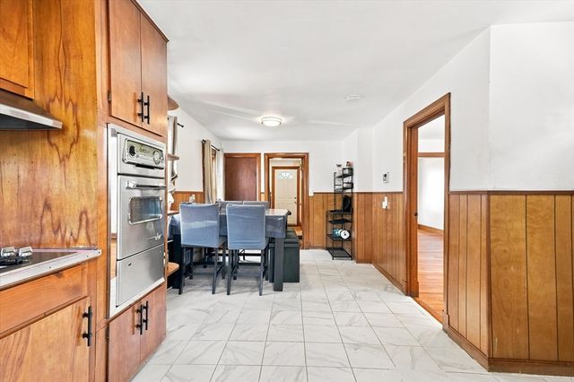 32 Villa Ave, Everett, MA 02149