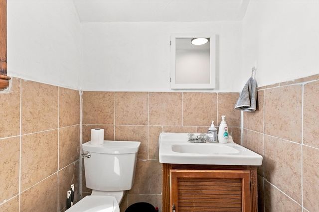 32 Villa Ave, Everett, MA 02149