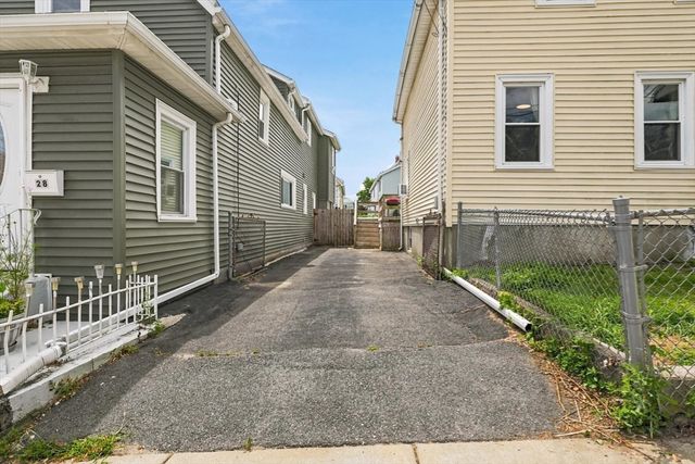 32 Villa Ave, Everett, MA 02149