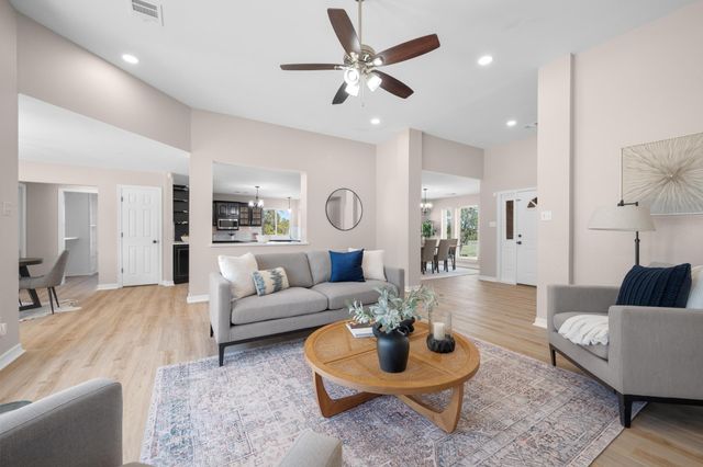 201 Young Ranch RD, Georgetown, TX 78633