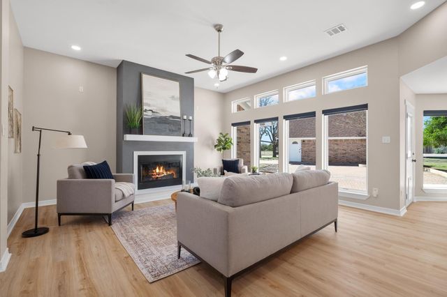 201 Young Ranch RD, Georgetown, TX 78633