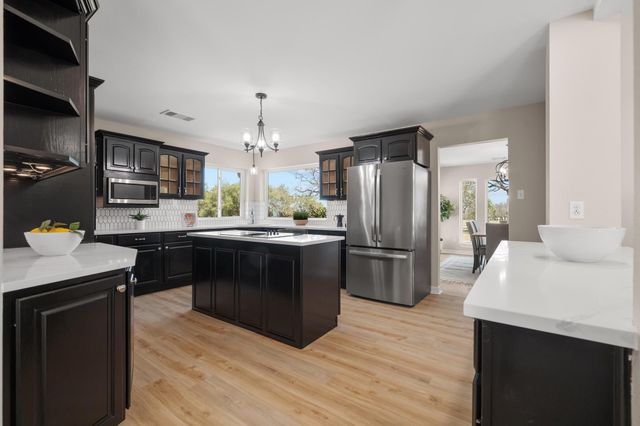 201 Young Ranch RD, Georgetown, TX 78633