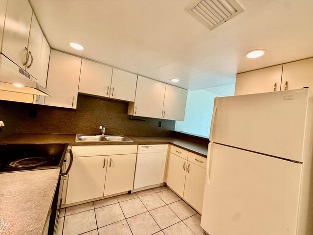 337 Gulfstream Road, Dania Beach, FL 33004