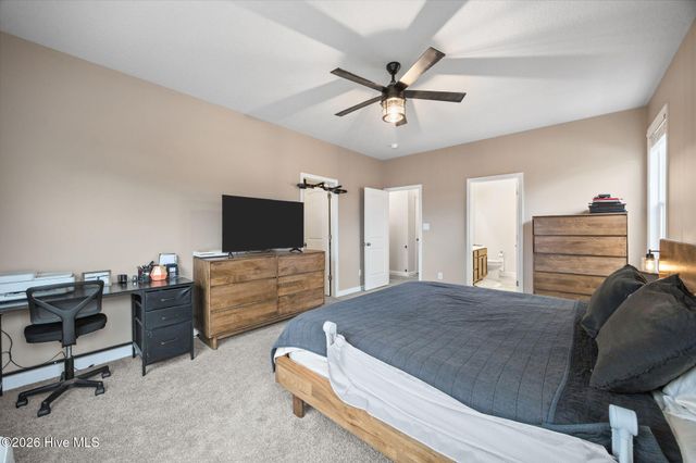 225 Shallowbag Bay Lane, Jacksonville, NC 28546