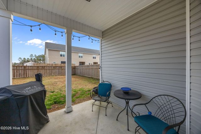 225 Shallowbag Bay Lane, Jacksonville, NC 28546