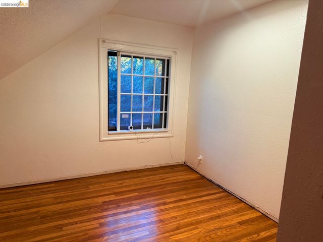 4432 Harbor View AVE, Oakland, CA 94619