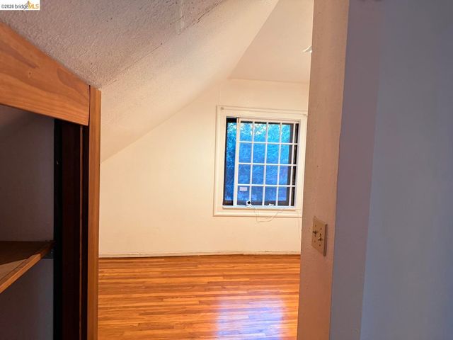 4432 Harbor View AVE, Oakland, CA 94619