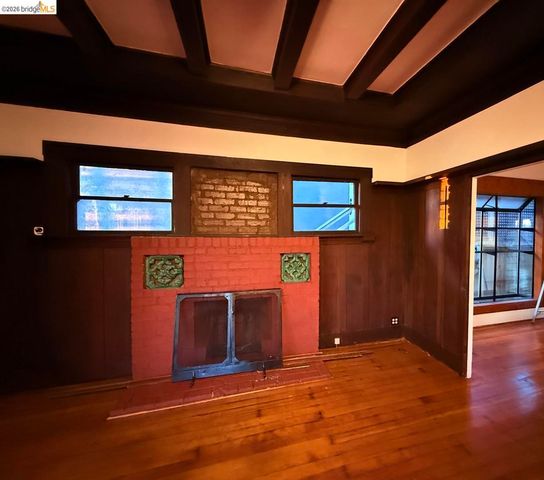 4432 Harbor View AVE, Oakland, CA 94619