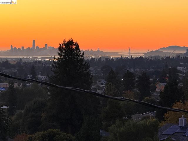 4432 Harbor View AVE, Oakland, CA 94619