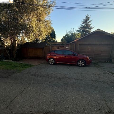 4432 Harbor View AVE, Oakland, CA 94619