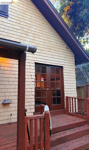 4432 Harbor View AVE, Oakland, CA 94619