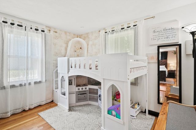 93 Senna Road, Fitchburg, MA 01420