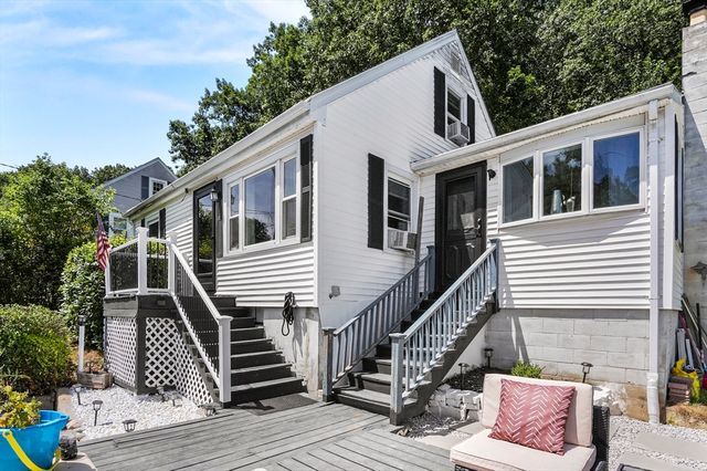 93 Senna Road, Fitchburg, MA 01420
