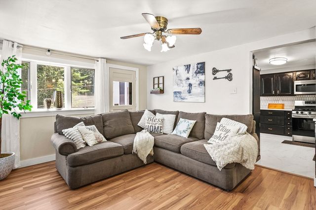 93 Senna Road, Fitchburg, MA 01420