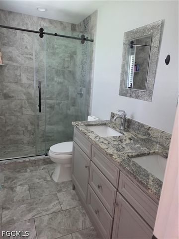 1300 SE 31st TER, Cape Coral, FL 33904