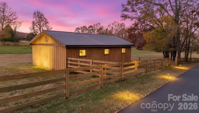 7934 W Nc 10 Highway, Vale, NC 28168