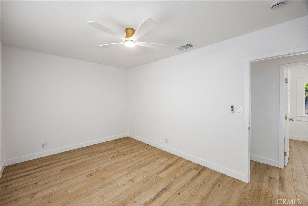 Image 27 of property listing at 634 E Pioneer, Redlands, CA 92374