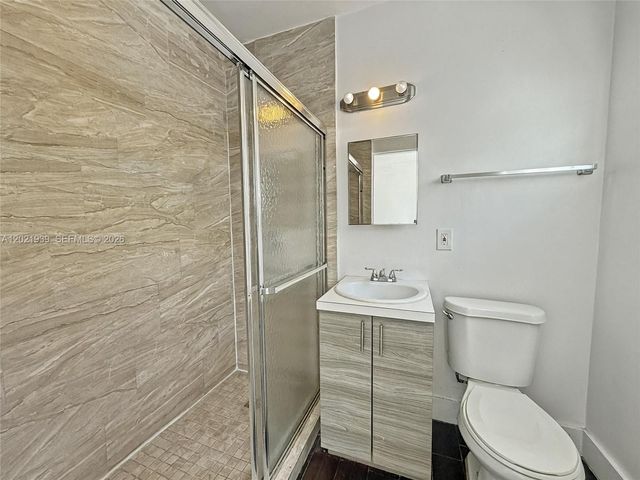 1040 NW 3rd Ave 5, Miami, FL 33136