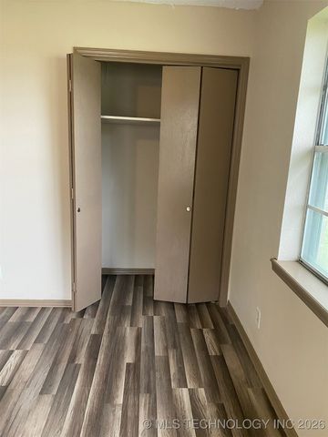 305 N 10th Street, Hartshorne, OK 74547