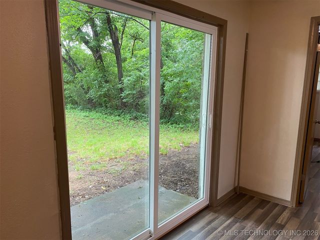 305 N 10th Street, Hartshorne, OK 74547