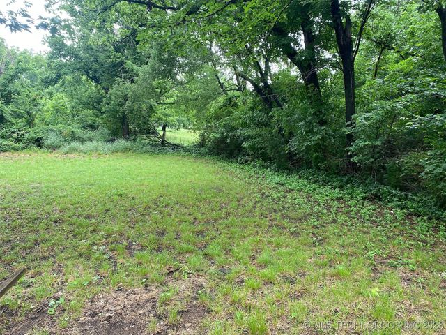 305 N 10th Street, Hartshorne, OK 74547