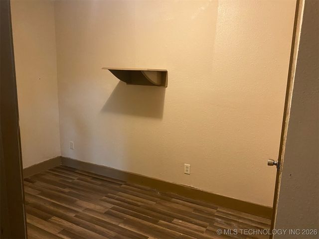 305 N 10th Street, Hartshorne, OK 74547