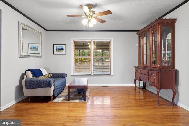 172 CAMBRIAN CT, Martinsburg, WV 25403