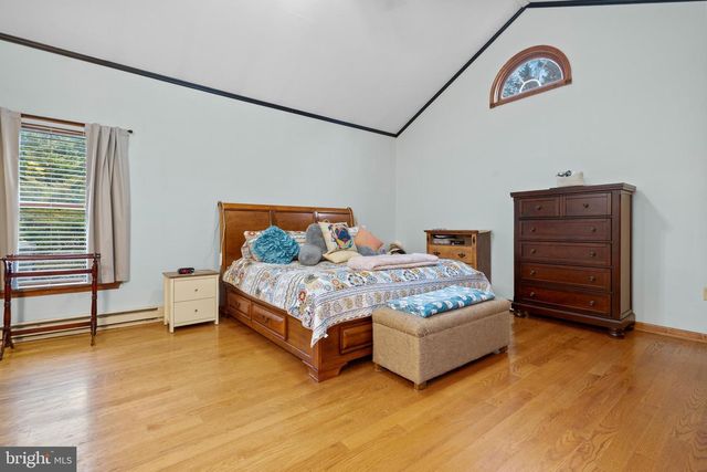 172 CAMBRIAN CT, Martinsburg, WV 25403