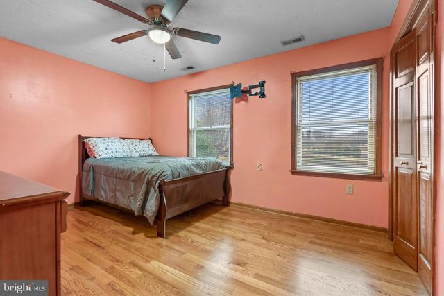 172 CAMBRIAN CT, Martinsburg, WV 25403