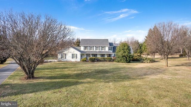 172 CAMBRIAN CT, Martinsburg, WV 25403