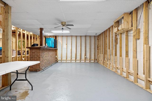 172 CAMBRIAN CT, Martinsburg, WV 25403