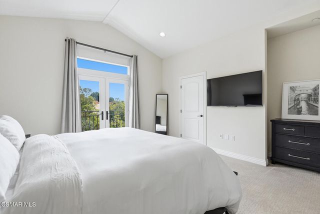 4541 Colfax Avenue 101, Studio City, CA 91602