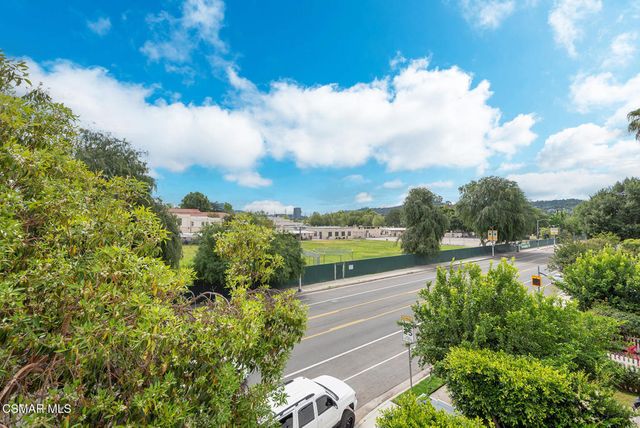 4541 Colfax Avenue 101, Studio City, CA 91602