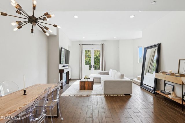 4541 Colfax Avenue 101, Studio City, CA 91602