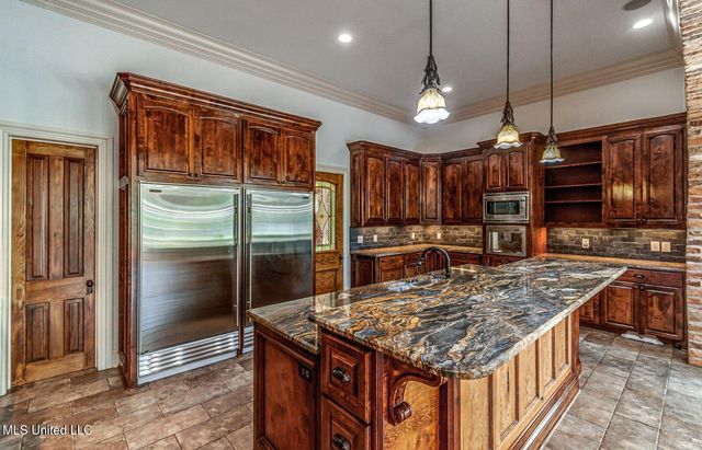 102 Bridgewater Crossing, Ridgeland, MS 39157