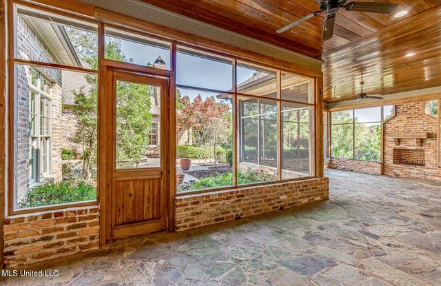 102 Bridgewater Crossing, Ridgeland, MS 39157