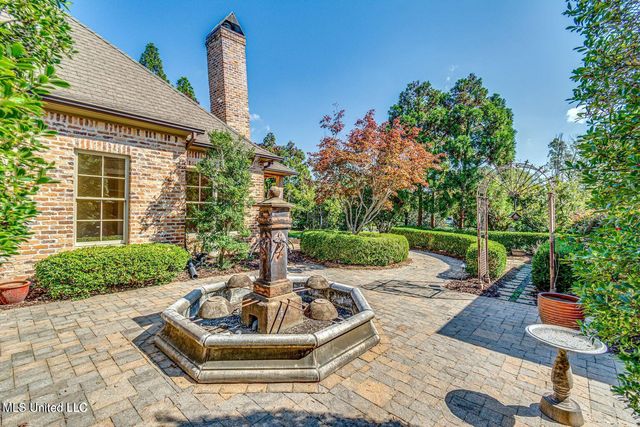 102 Bridgewater Crossing, Ridgeland, MS 39157