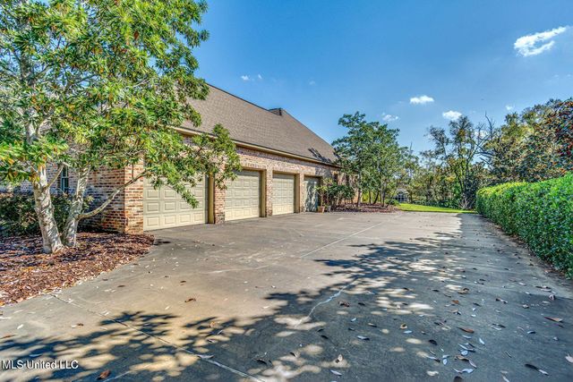 102 Bridgewater Crossing, Ridgeland, MS 39157