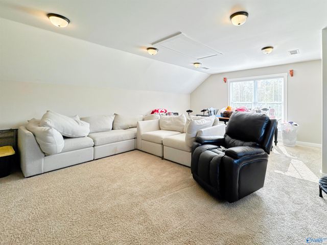 908 Rhodes Street, Hartselle, AL 35640