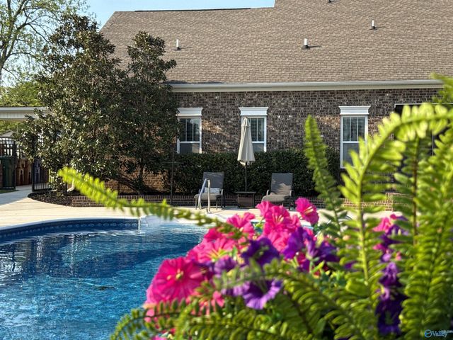 908 Rhodes Street, Hartselle, AL 35640