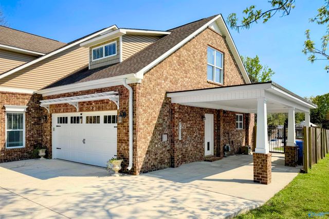 908 Rhodes Street, Hartselle, AL 35640