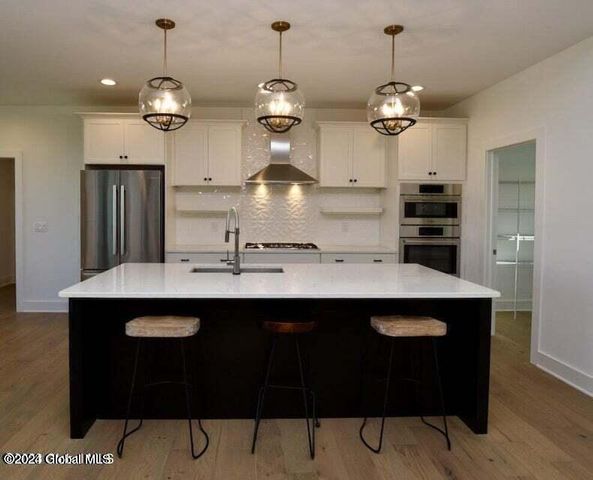 9 Delia Street, Colonie, NY 12211