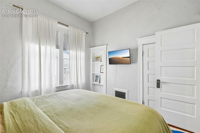 2118 W Colorado Avenue, Colorado Springs, CO 80904