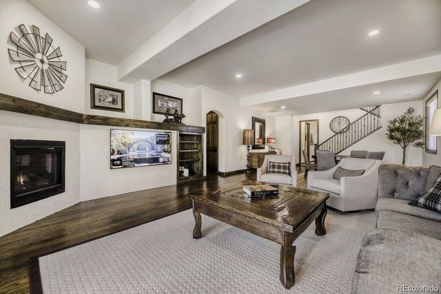 8018 Donatello Court, Littleton, CO 80125